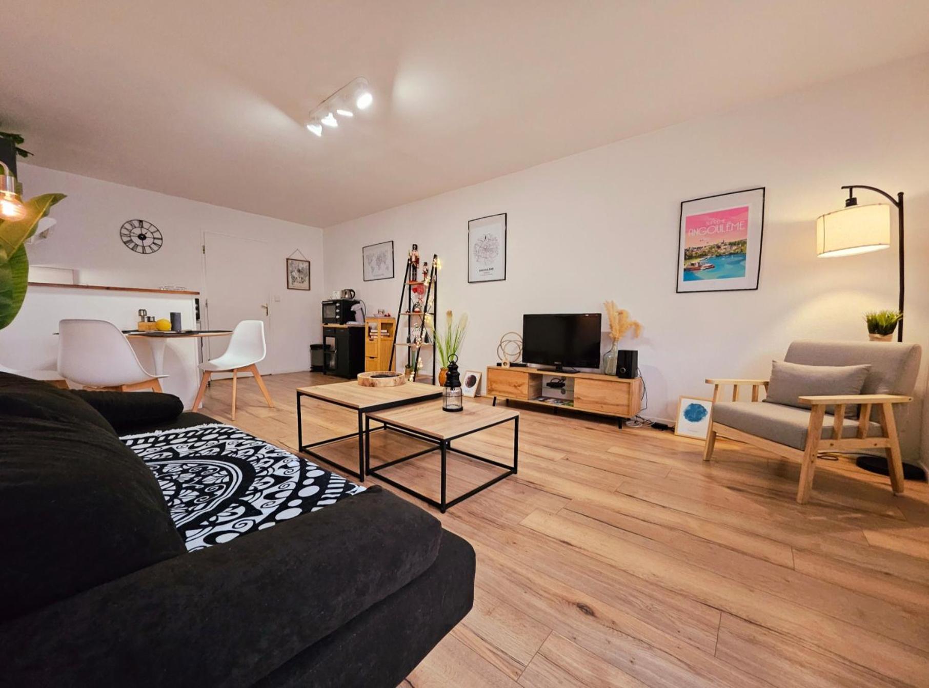 Appartement Cosy Proche Gare - Fibre Optique Et Parking Angoulême Exteriér fotografie
