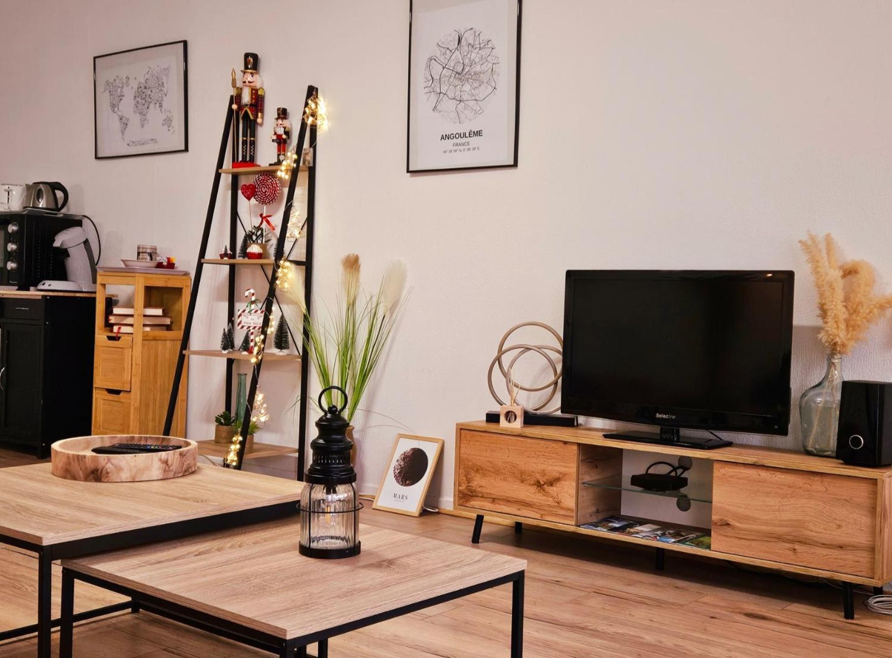 Appartement Cosy Proche Gare - Fibre Optique Et Parking Angoulême Exteriér fotografie